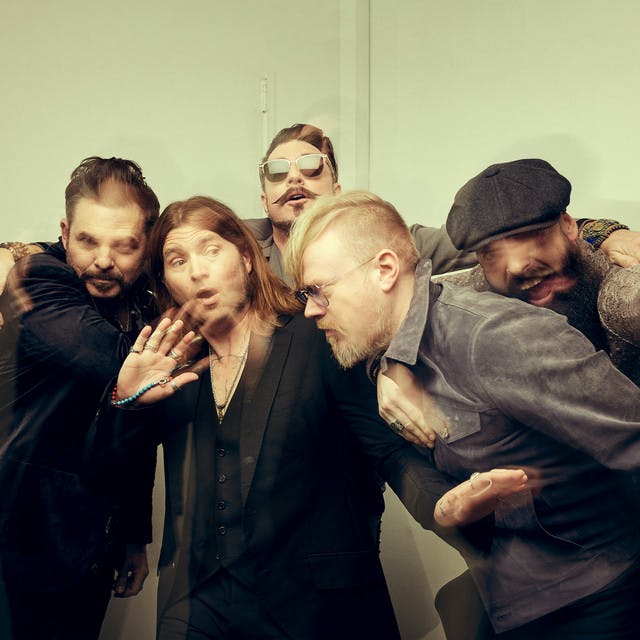 Rival Sons image