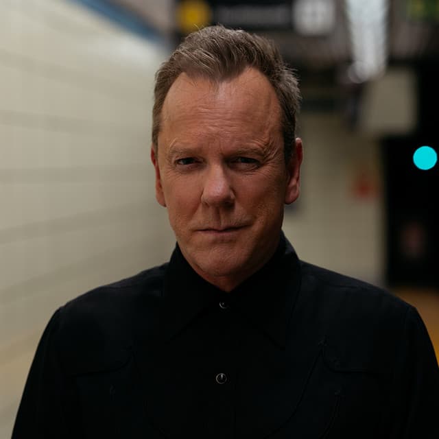 Kiefer Sutherland image