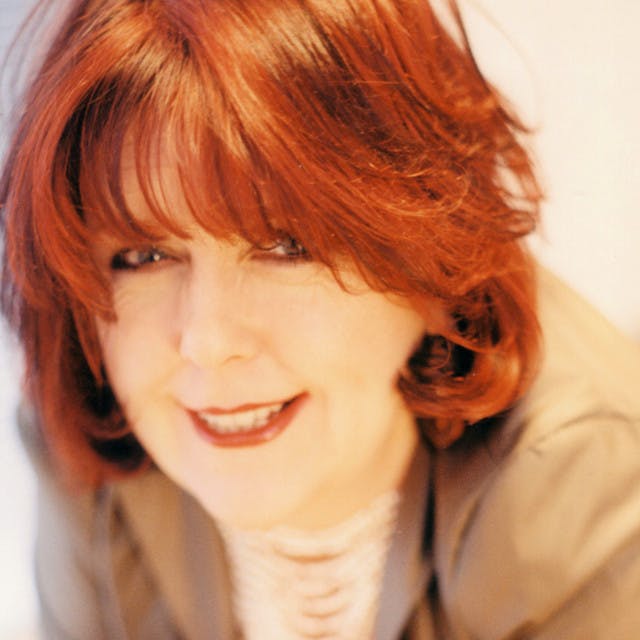 Maggie Reilly image