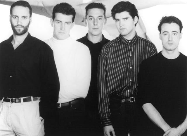 Lloyd Cole & The Commotions image